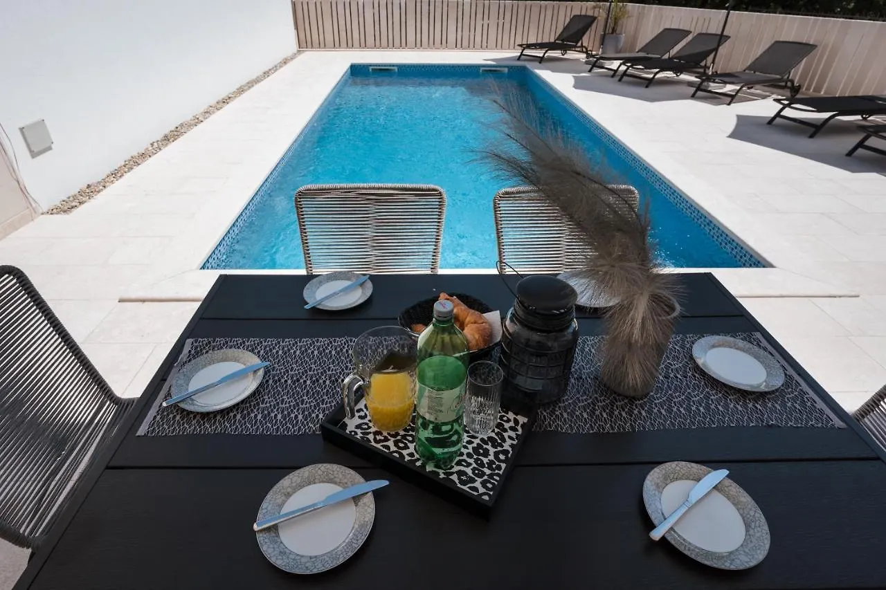 Villa Allure Poljane